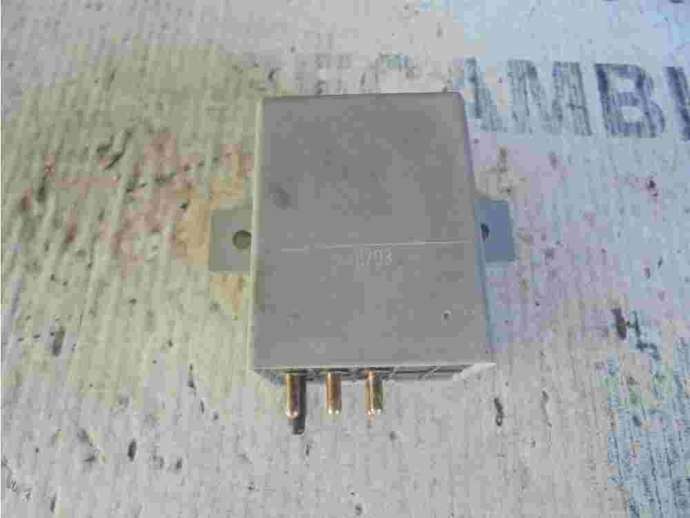 Relé de intermitencia Mercedes-Benz W124 W202 2018200205 201 820 02 05 58218002