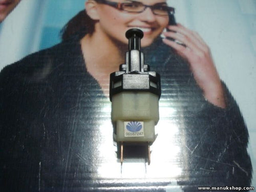 Interruptor de la luz de freno Daewoo Nexia 96567247