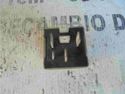 Relè Alfa Romeo 164 60552649 CLS/AR A131 12V