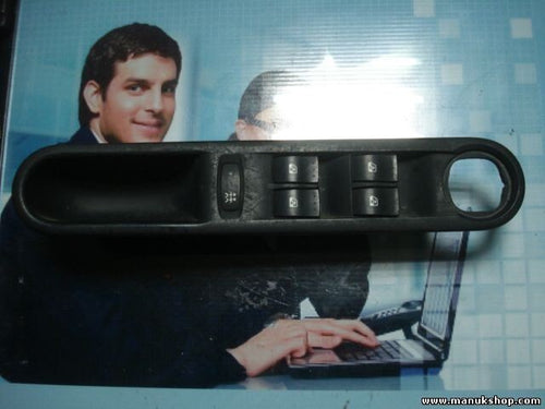 mando botonera elevalunas Renault Espace 8200250647 DAG J81