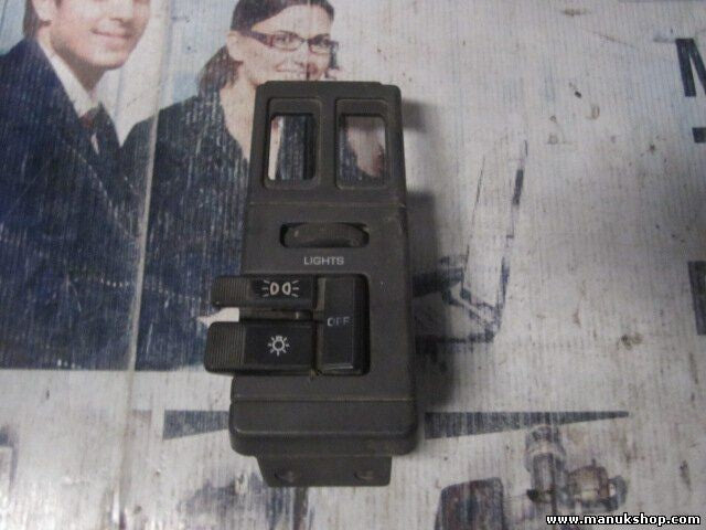 Interruptor de nivelación de faros Chevrolet Blazer 15561024