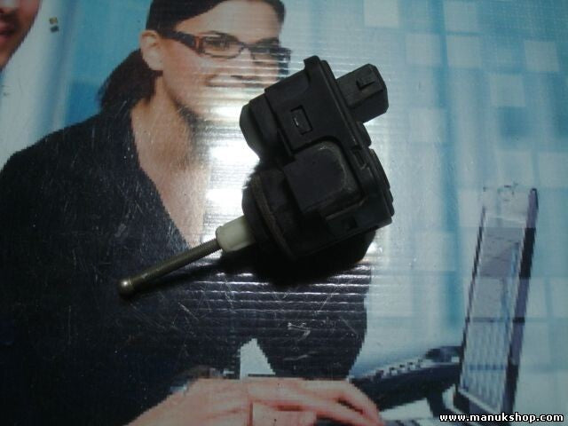 Control de alcance de los faros Audi S6 A6 C4 100 HELLA 00728210 4A0941295