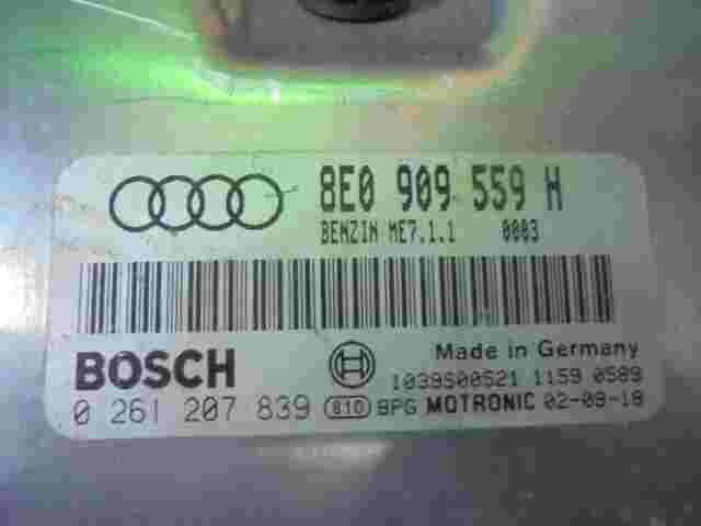 Centralina Audi A4 A6 8E0909559H 8EO909559H BENZINA ME7.1.1 1039S00521 026120...