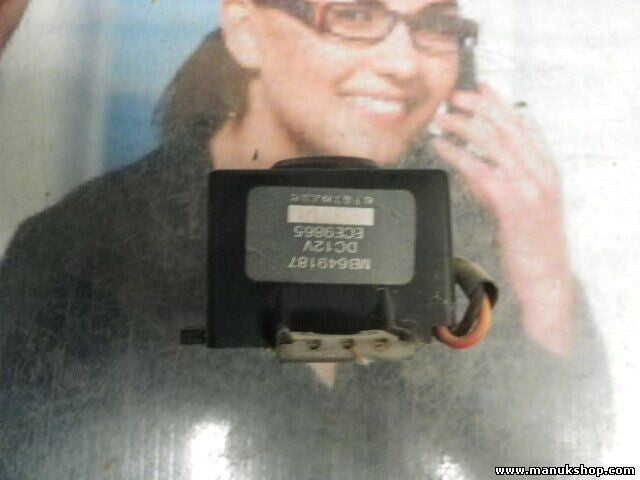 Mitsubishi Pajero III V60 3.2 MB649187 DC 12V ECE9865 relè