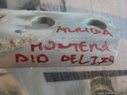 Bisagra de la puerta trasera delantera izquierda arriba Mitsubishi Pajero