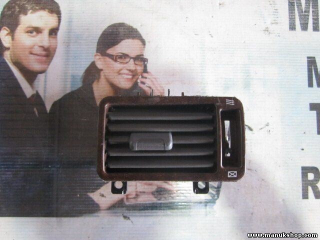 Rejilla Aireadora Mitsubishi Pajero Montero GLS 2.8 Diesel 92KW MR262535 RH