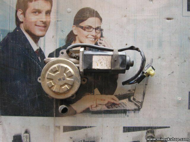 Motor elevalunas delantero derecho SsangYong Family 2.5 D 1988 -1997 8686003100