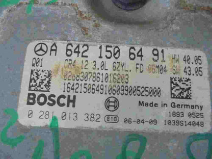 Centralita Mercedes-Benz M-Klasse W164 A6421506491 Q01 FD06M04 BOSCH 0281013382