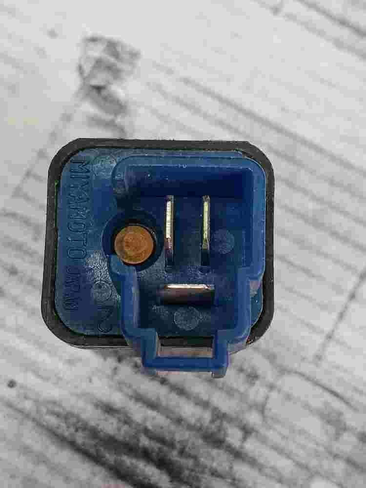 Relé de intermitencia Nissan Almera Patrol Atlas UBE 25630D0100 25630-D0100