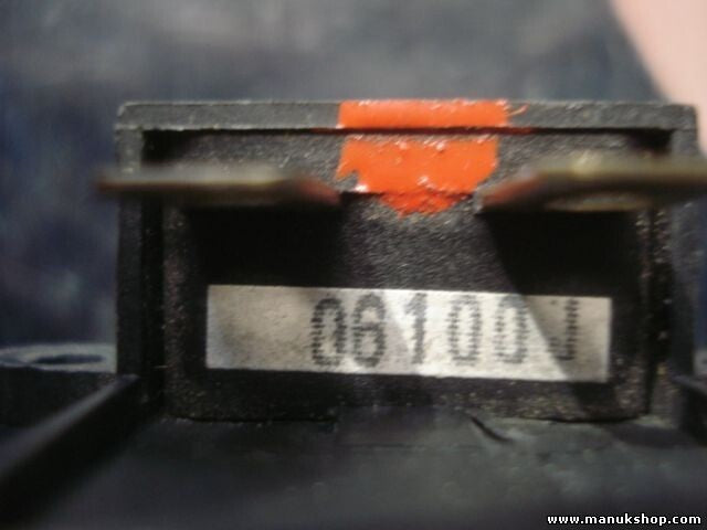 Relé 06100J 06100 J 06 100J 06 100 J