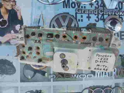Cuadro de instrumentos Peugeot 205 9628305480 0F980458 BF 2/2 986374