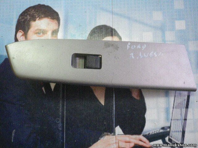 mando botonera elevalunas Mazda BT-50 Ford Ranger FoMoCo UR796637YA UR79 66 37YA