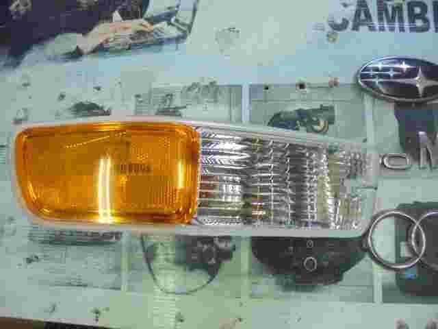 Intermitente trasero derecho Toyota Corolla R DOT SAE AIPP2 96 ICHIKOH 42 17