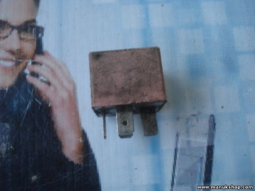 Relé  Renault Clio Laguna Scenic Mmegane Kangoo 8200308271