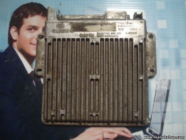 Centralita del motor Renault Clio 1998 12V 770010648 21649273-0 PLF7700108455