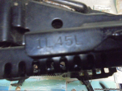 Guía de asiento delantero izquierdo Nissan Pick-up D21 2.7 D 4WD 1987/08-1998/02