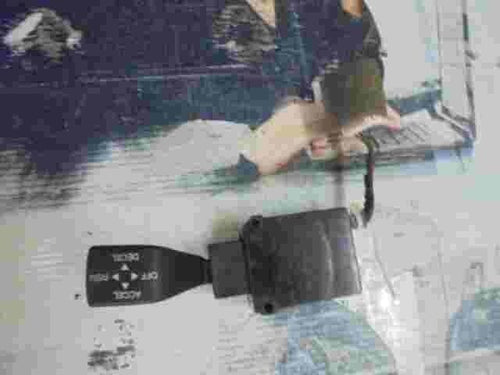 Crucero interruptor  SsangYong Rexton Kyron 8592008002 85920-08002