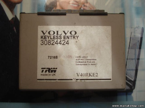 Relé  VOLVO V40 S40 30824424 72165