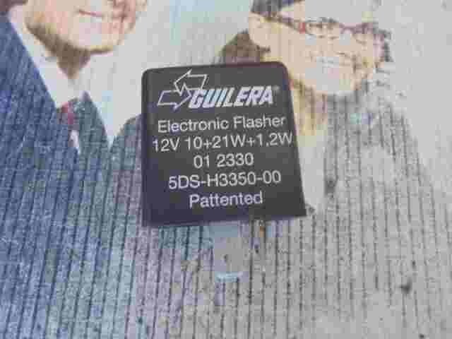 Relé de intermitencia Yamaha Majesty MBK Skyliner 5DSH335000 GUILERA 012330