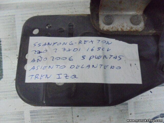 Guía de asiento delantero izquierdo Ssangyong Rexton 2001-2007 2696 ccm, 121 KW