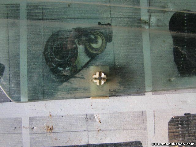 Vetro porta posteriore destro Mercedes ML270 W163 A1637350210 43R008010