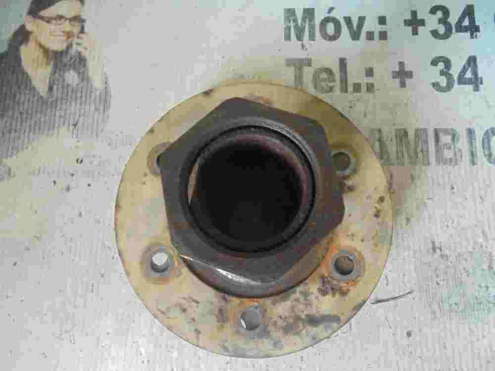 Mangueta buje delantera derecha Land Rover Defender Discovery HRC2374 HRC 2374