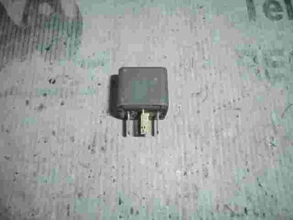 Relé  Alfa Romeo Fiat A727510 A727 510 12V