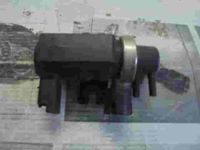 Solenoide de la válvula de vacío Peugeot 307 206 Citroen C4 9645029180 72832800