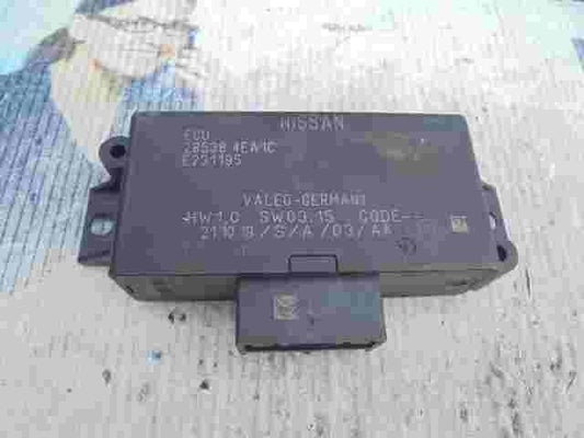 Control de estacionamiento electrónico Nissan 285384EA1C E231195 HW1.0 SW03.15