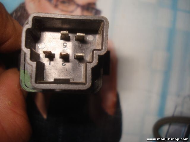 Interruptor TRAC OFF Chrysler 300M TRAC OFF 4760152AB 4760152