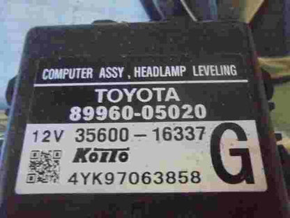 Módulo de luz  Toyota Avensis 8996005020 89960-05020 3560016337 4YK97063858