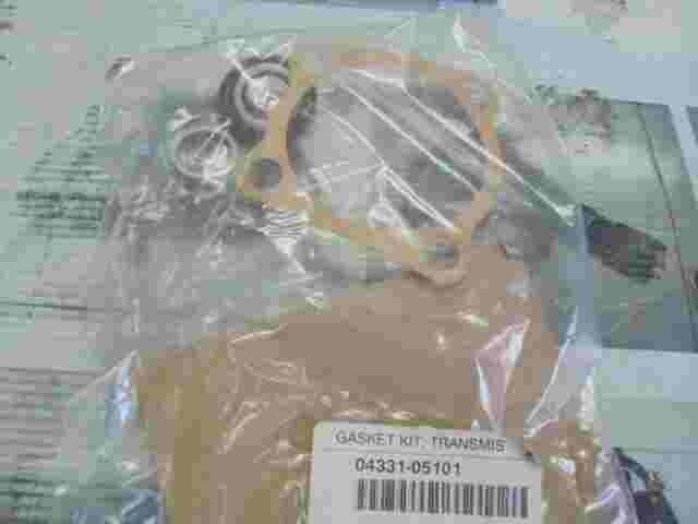 Gasket Kit Transmission   Toyota Avensis 0433105101 04331-05101