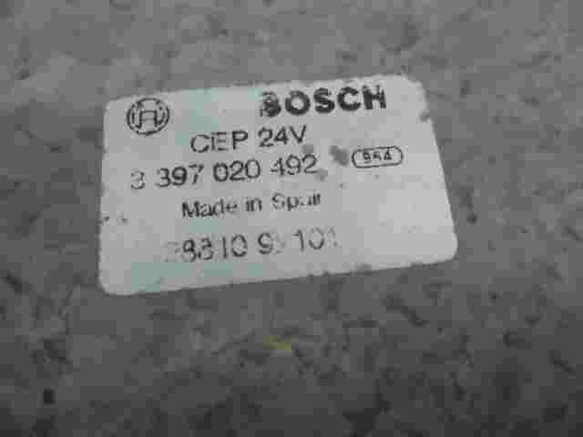 Motor del limpiaparabrisas varillaje Nissan BOSCH 3397020492 3 397 020 492