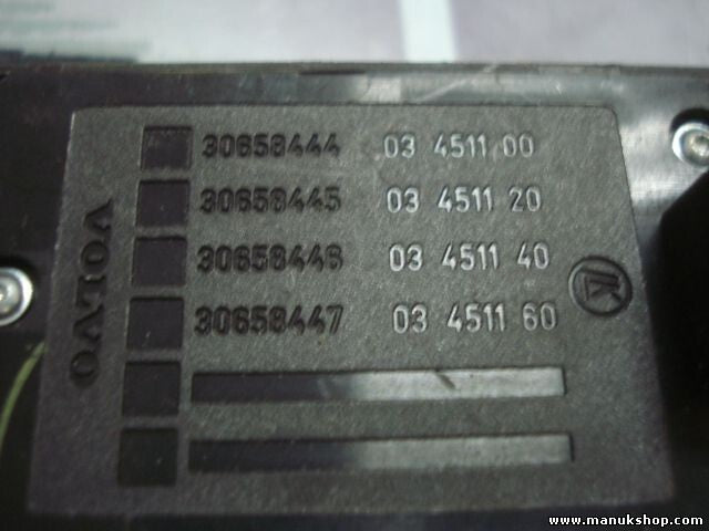 mando botonera elevalunas Volvo V50 S40 LK 30658444 30658445 30658446 03451100