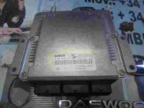 Centralita Mitsubishi Carisma 8200142442 HOM8200142442 8200296435  0281010437
