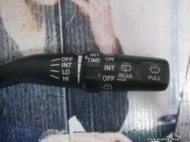 Mando limpia Toyota Land Cruiser 843106B160 843106A460 843103D020 POM 17A164 LH