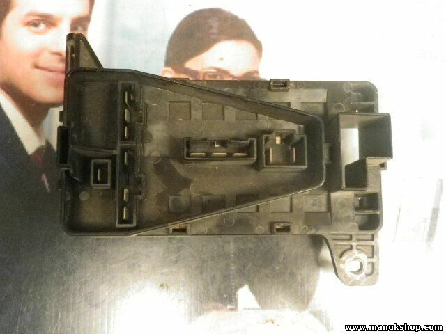 Scatola fusibili Land Rover Defender 2.5 Td5 AMR3031