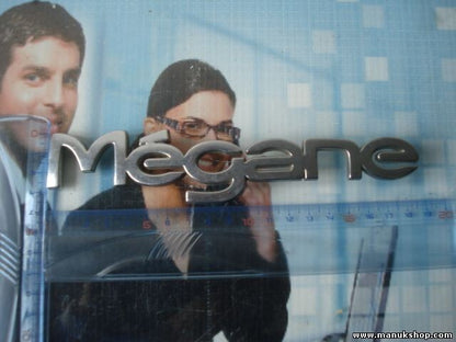 Emblema trasero Renault Megane 7700845989 19cm