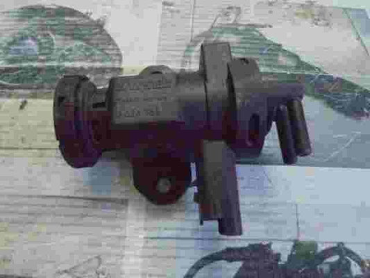 Solenoide de la válvula de vacío Peugeot 206 406 607 Citroen Jumpy II 3024368