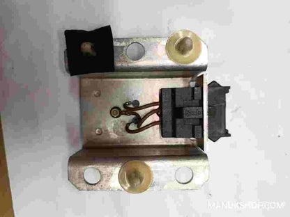 Relé del ventilador del radiador Saab 9000 9522079 95 22 079 601581 601.581 SWF