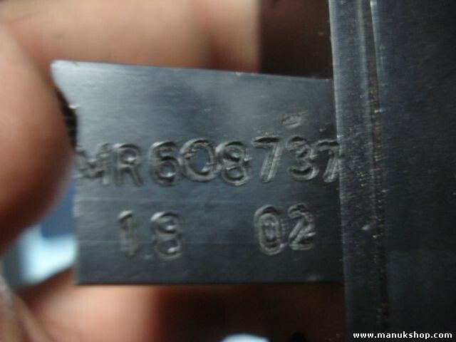 mando botonera elevalunas Mitsubishi Space Star MR608737