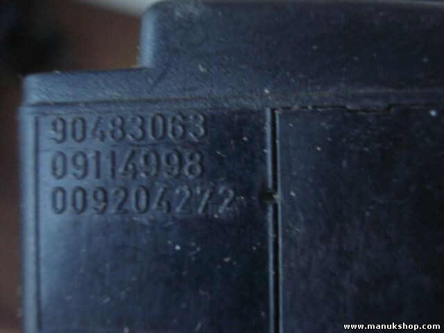 Interruptor de nivelación de faros Opel Tigra Agila A 09114998 90483063