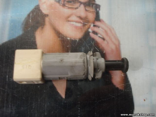 Interruptor de la luz de freno Mitsubishi Colt (2004–2008) Z30 Smart MR977584