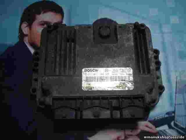 Centralita Renault Master 3.0 8200391957 8200451679 1039S07483 BOSCH 0281012200