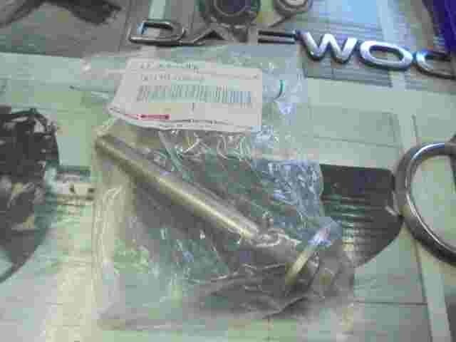 LT Bolt W / Washer  Toyota Noah Voxy 9011910934 90119-10934