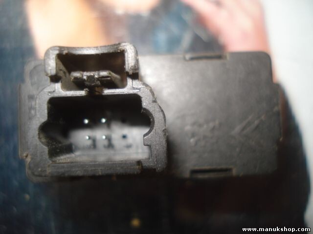 mando botonera elevalunas Citroen C8 Peugeot 807 Lancia Phedra 14889170XT