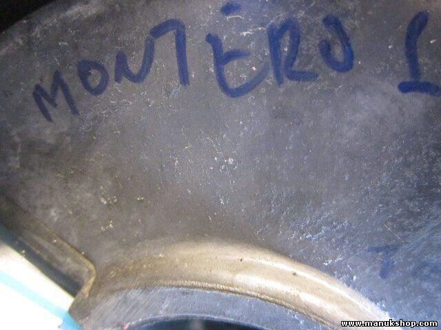 Cubierta de la válvula motor Mitsubishi Pajero Montero I 4D56 MD166760
