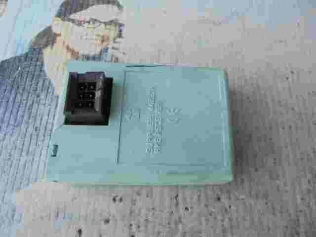 Chrysler Dodge Sebring P04602415AC 04602415AC 44837A 12011066Z scatola fusibili