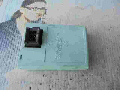 Chrysler Dodge Sebring P04602415AC 04602415AC 44837A 12011066Z scatola fusibili