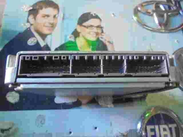 Centralita Mazda MX-3 B6HNB B6HN18881B B6HN 18 881B DENSO 0797008560 079700-8560